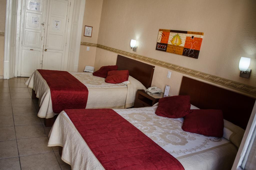 Hotel Posada Regis Γκουανταλαχάρα Εξωτερικό φωτογραφία